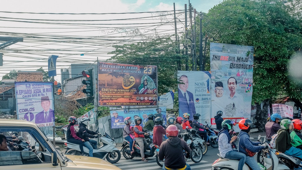 Atribut Kampanye Pemilu 2019 Bikin Sampah Visual di Ruang Publik Atribut Kampanye Pemilu 2019 Bikin Sampah Visual di Ruang Publik