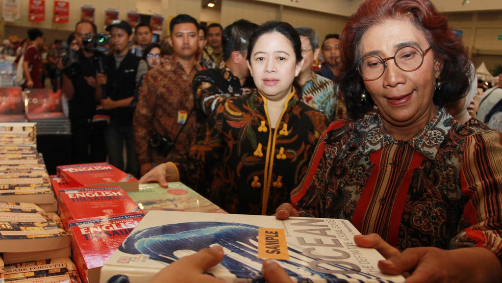 Benarkah Buku Impor Lebih Murah? Benarkah Buku Impor Lebih Murah?