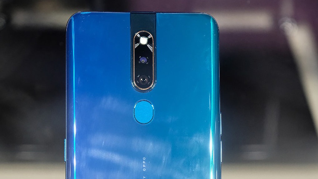 OPPO K3 vs F11 Pro: Adu Spesifikasi Smartphone Kamera Pop-up