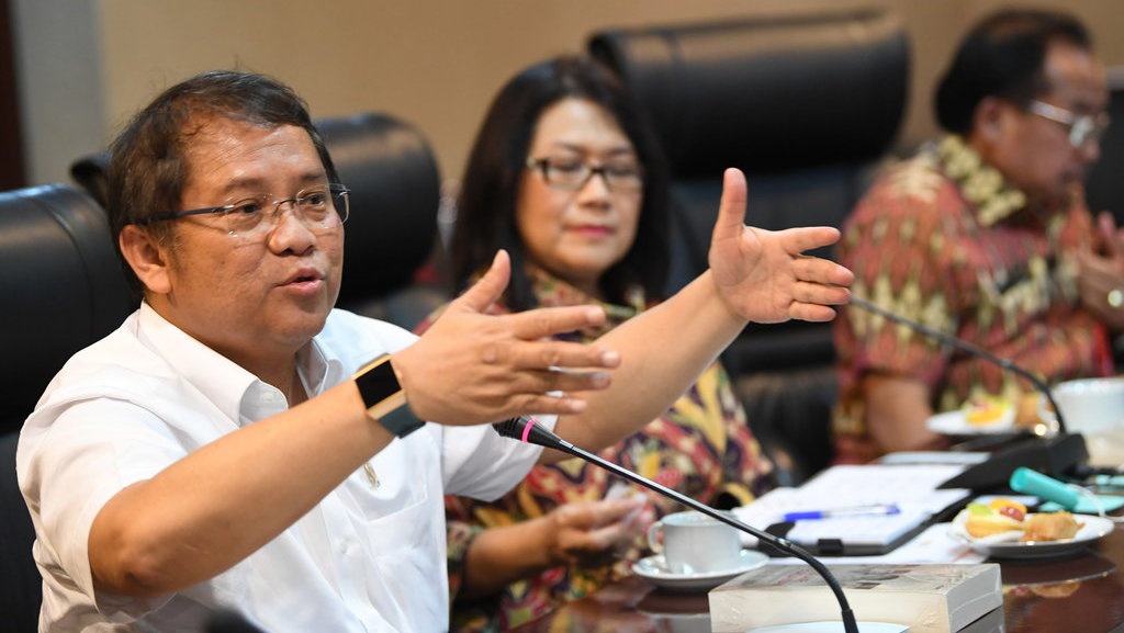 Menkominfo Sebut Hoaks Terkait Papua Disebarkan dari 20 Negara Menkominfo Sebut Hoaks Terkait Papua Disebarkan dari 20 Negara