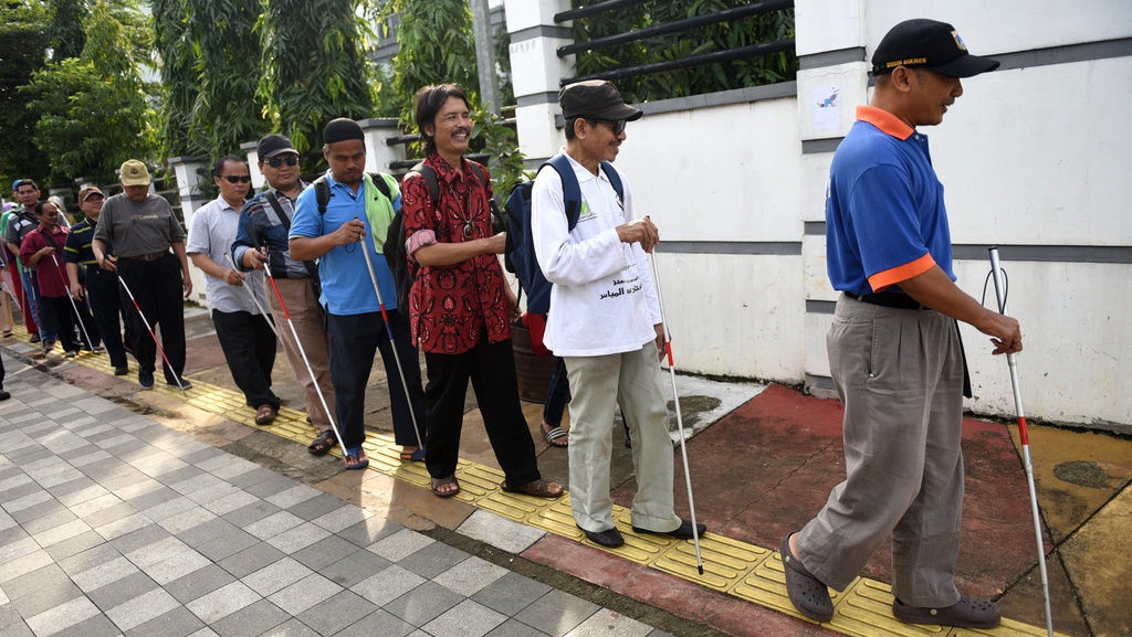 Kampanye Penggunaan Ubin Pemandu Trotoar