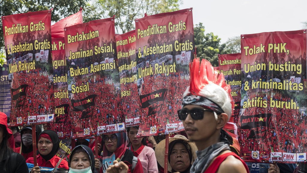 Buruh Tolak Rencana Pemerintah Revisi UU Ketenagakerjaan Buruh Tolak Rencana Pemerintah Revisi UU Ketenagakerjaan