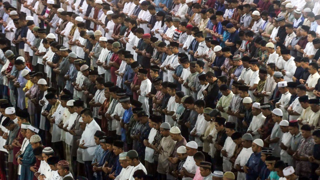 Cara Mengetahui Arah Kiblat Melalui Desktop dan Aplikasi Android Cara Mengetahui Arah Kiblat Melalui Desktop dan Aplikasi Android