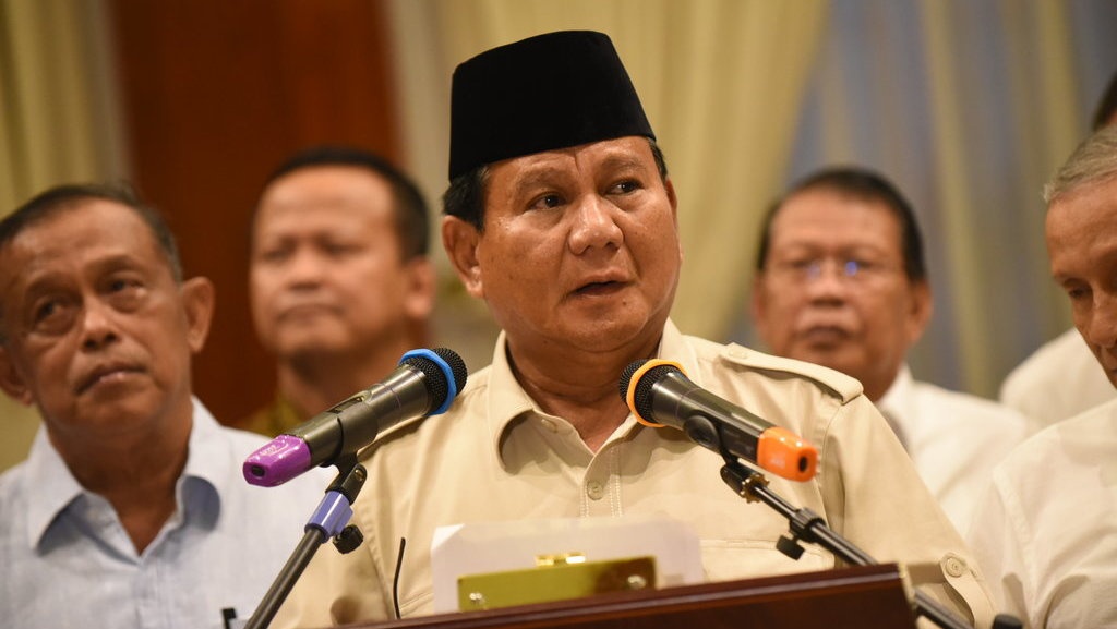Dari Menhan Jadi Presiden, Bisakah Prabowo Ikuti Sejarah Soeharto?