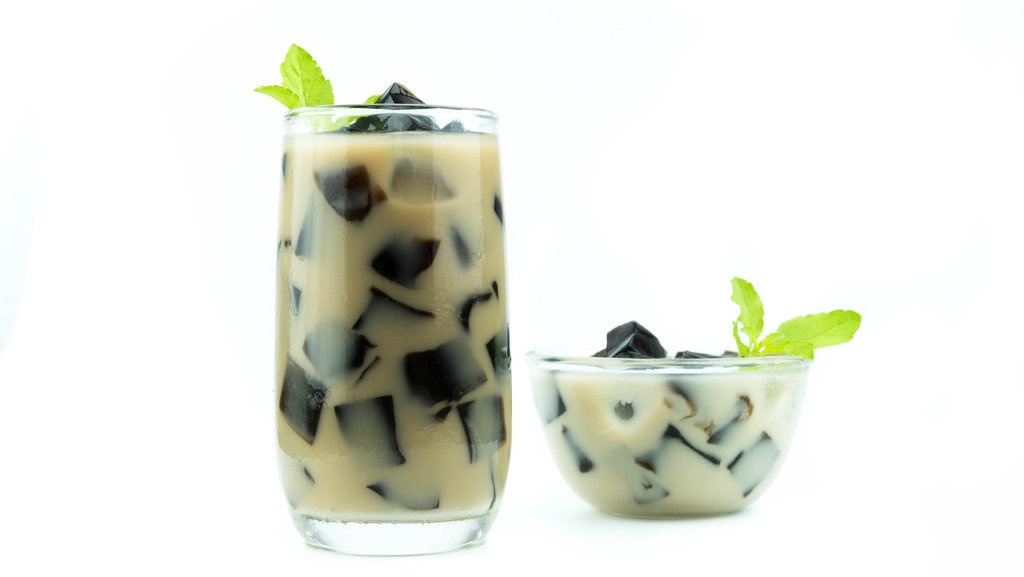 Menu Buka Puasa Ramadhan: Resep Takjil & Cara Membuat Es Cincau Menu Buka Puasa Ramadhan: Resep Takjil & Cara Membuat Es Cincau