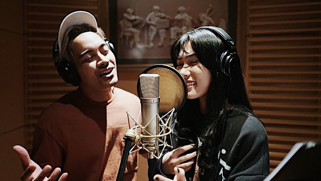 Lirik Lagu Lirik Lagu