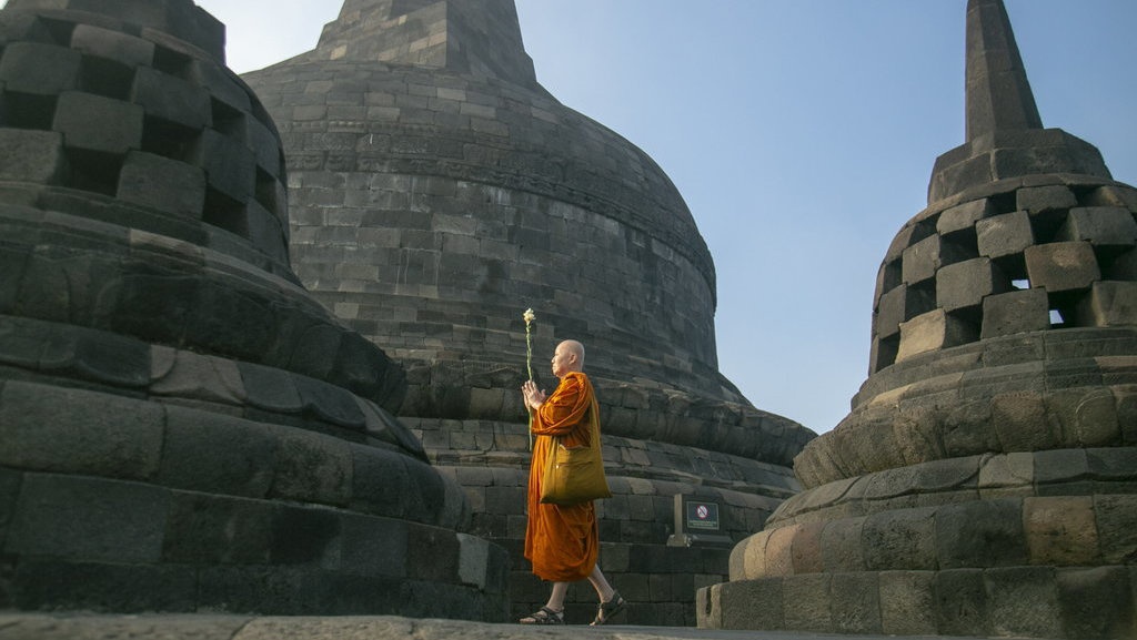 Wabah Corona di Indonesia: Perayaan Waisak 2564 BE/2020 Ditiadakan