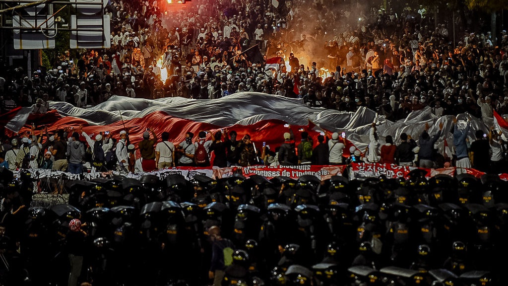 Malam Jahanam di Tenabang: Momen-Momen Menentukan Menuju Kerusuhan Malam Jahanam di Tenabang: Momen-Momen Menentukan Menuju Kerusuhan