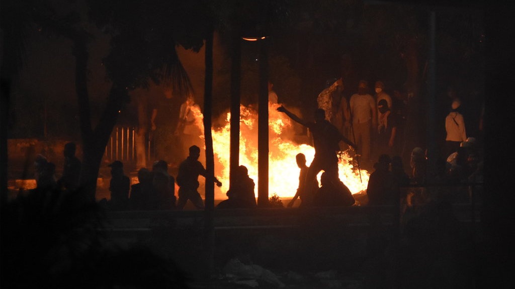 Benarkah Ada Simpatisan ISIS yang Bikin Rusuh di Aksi 22 Mei? Benarkah Ada Simpatisan ISIS yang Bikin Rusuh di Aksi 22 Mei?