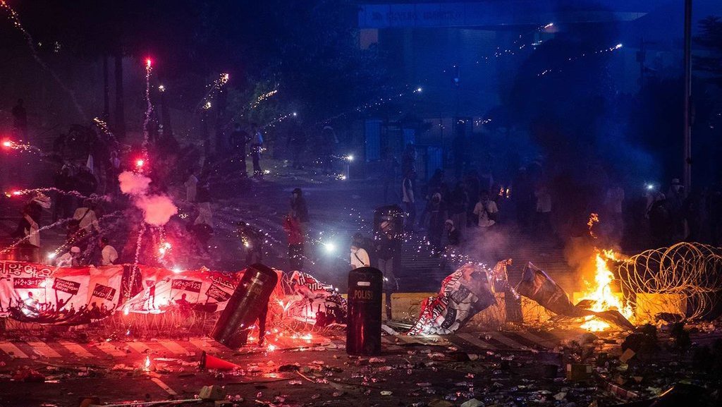 Kerusuhan 21-23 Mei 2019: Negara Gagal Mengungkap Pelaku Pembunuhan Kerusuhan 21-23 Mei 2019: Negara Gagal Mengungkap Pelaku Pembunuhan