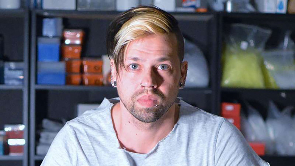 Kontroversi Pengeditan Gen yang Dilakukan Josiah Zayner Kontroversi Pengeditan Gen yang Dilakukan Josiah Zayner