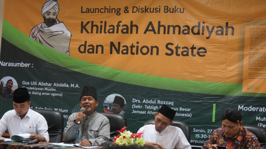 Konsep Khilafah Ala Ahmadiyah, Berbeda dari HTI dan ISIS Konsep Khilafah Ala Ahmadiyah, Berbeda dari HTI dan ISIS