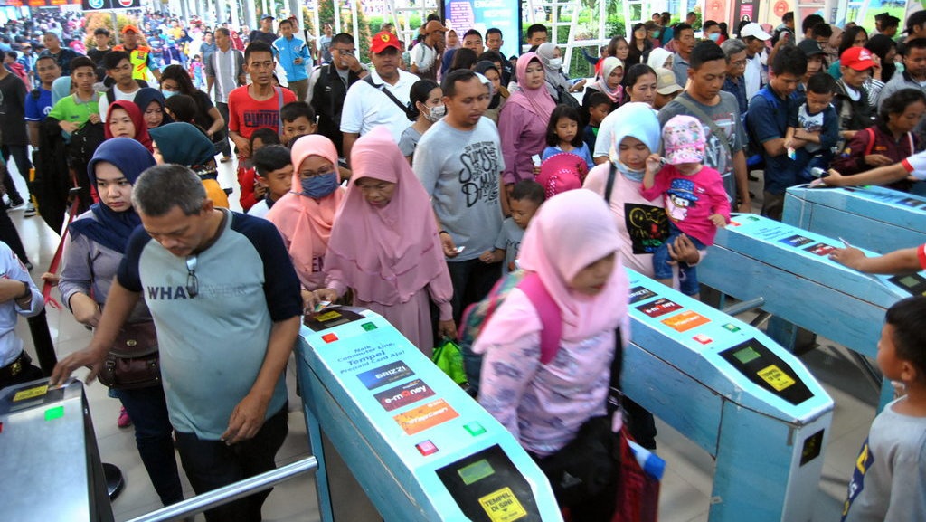 KRL Sudah Beroperasi Normal Senin Pukul 04.00 Usai Mati Listrik