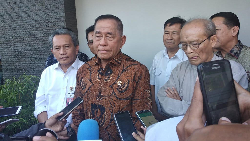 Menhan Minta Polri Pertimbangkan Penangguhan Penahanan Kivlan
