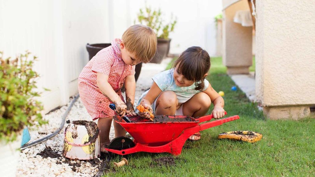 Imunitas Tubuh Lebih Bagus pada Anak yang Bermain di Ruang Kotor