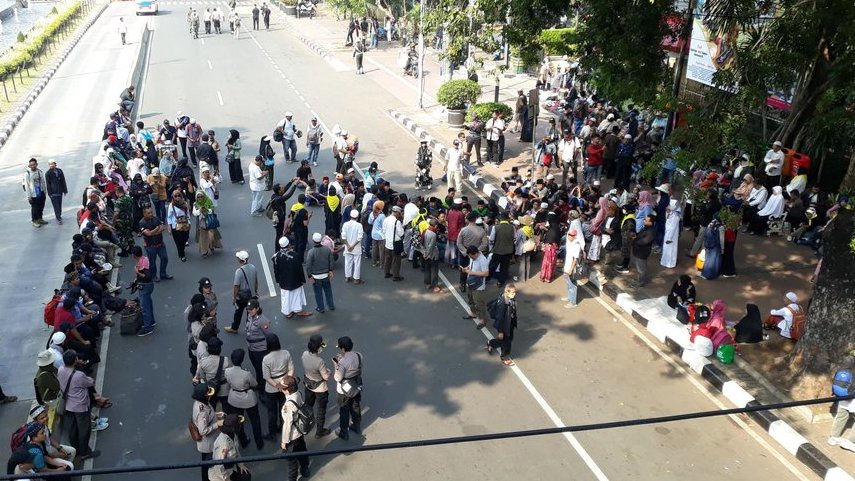 Tak Berizin, Massa Aksi Halalbihalal 266 Berkumpul di Patung Kuda