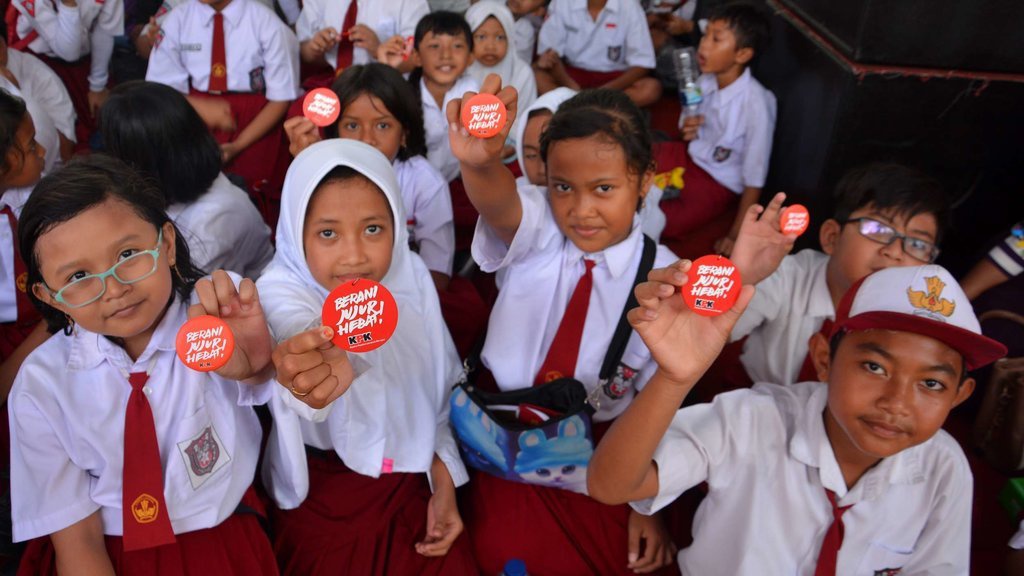 Bunyi Pasal 31 Sebelum & Sesudah Amandemen UUD 1945 untuk Tes CPNS Bunyi Pasal 31 Sebelum & Sesudah Amandemen UUD 1945 untuk Tes CPNS