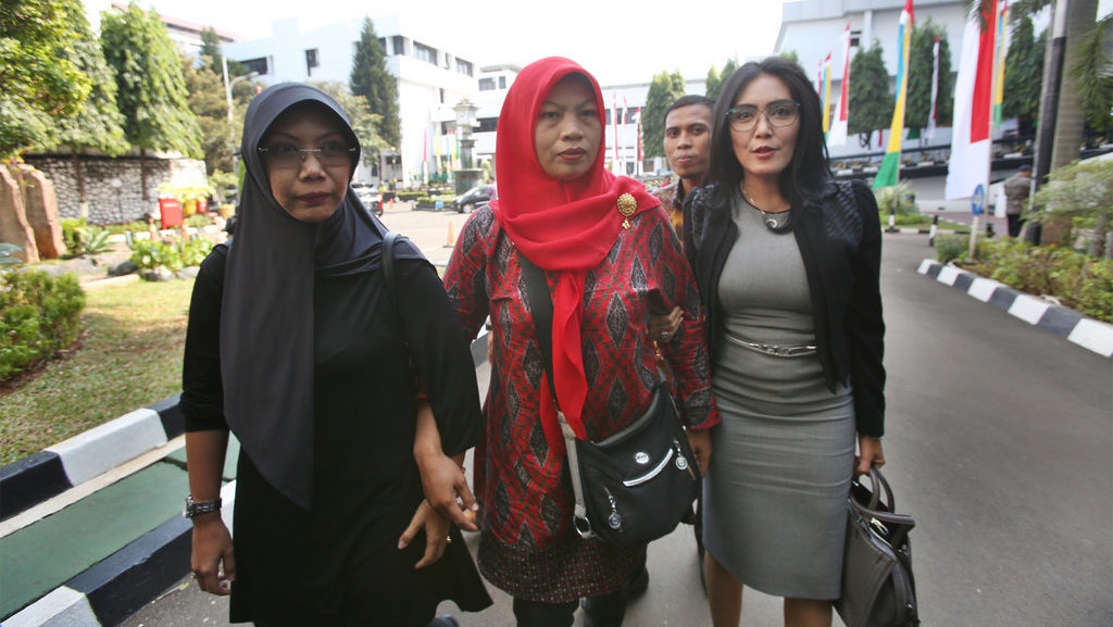 Rieke Diah Pitaloka Yakin Baiq Nuril Tidak Dieksekusi