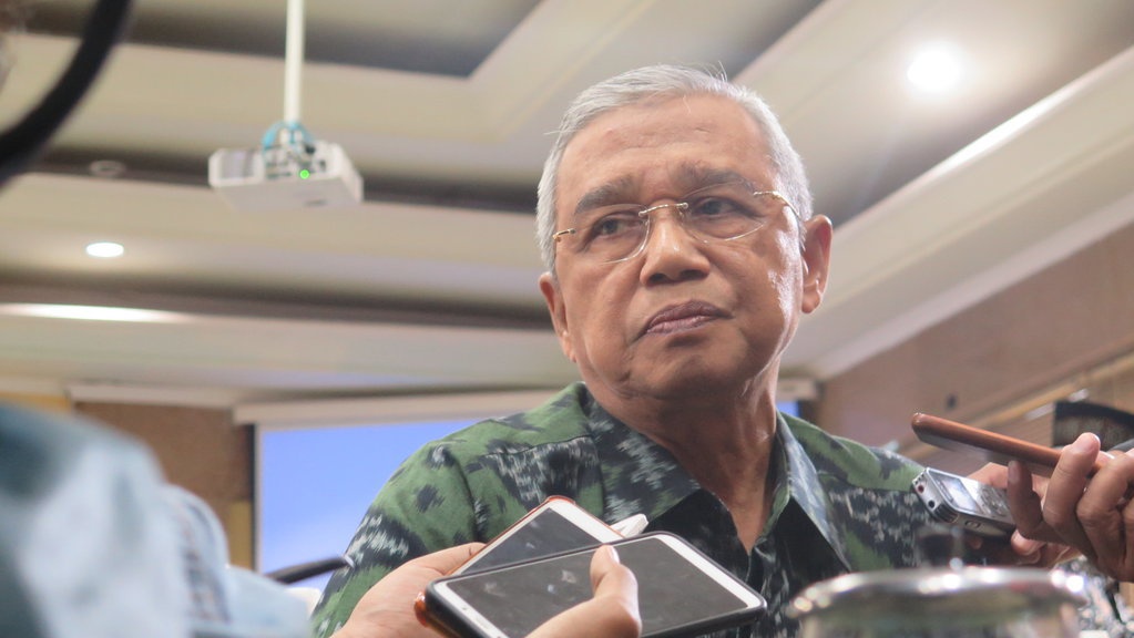 Busyro: Febri Mundur karena Revisi UU KPK & Banyak Jenderal Polisi Busyro: Febri Mundur karena Revisi UU KPK & Banyak Jenderal Polisi