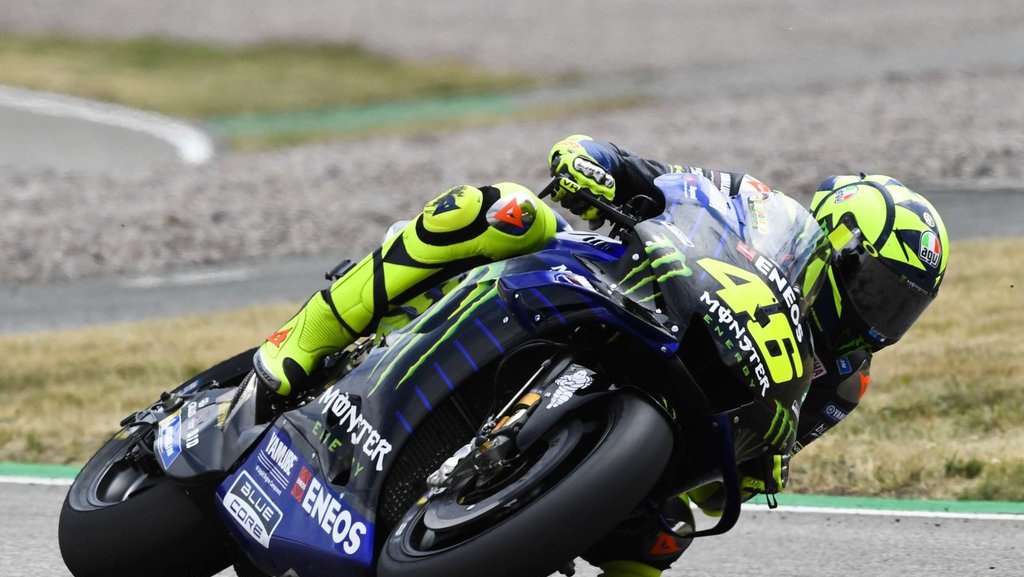 Yamaha Kirim Mesin YZRM1 ke Jepang, Usut Masalah Teknis Motor Rossi Yamaha Kirim Mesin YZRM1 ke Jepang, Usut Masalah Teknis Motor Rossi