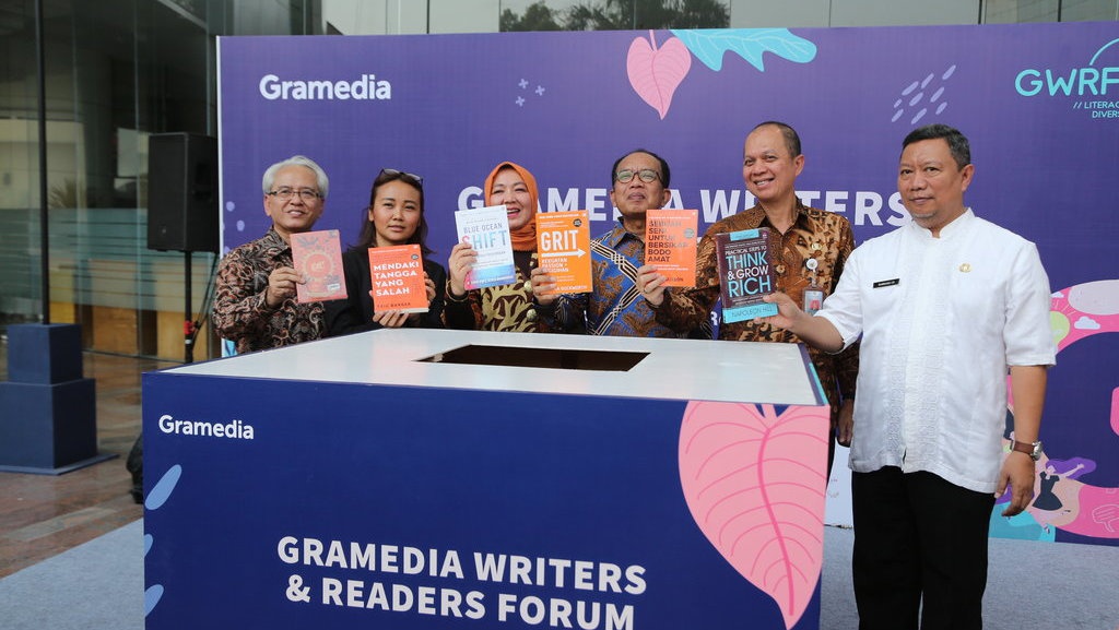 Gramedia Writers and Readers Forum Gramedia Writers and Readers Forum