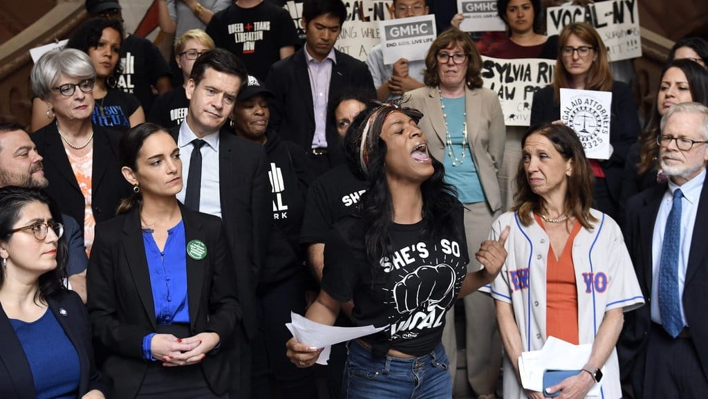 Dekriminalisasi Pekerja Seks AS: Secuil Harapan untuk Hidup Layak Dekriminalisasi Pekerja Seks AS: Secuil Harapan untuk Hidup Layak