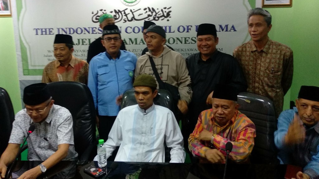 MUI: Abdul Somad Jangan Singgung Lagi Kepercayaan Orang Lain MUI: Abdul Somad Jangan Singgung Lagi Kepercayaan Orang Lain