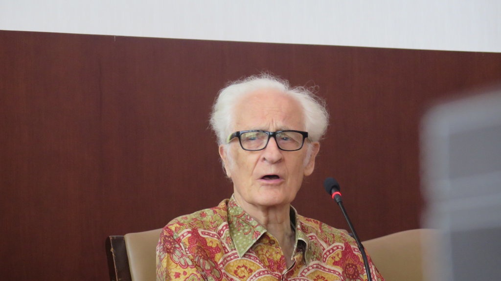 Franz Magnis Tanggapi Ceramah Kontroversi Abdul Somad Tentang Salib Franz Magnis Tanggapi Ceramah Kontroversi Abdul Somad Tentang Salib