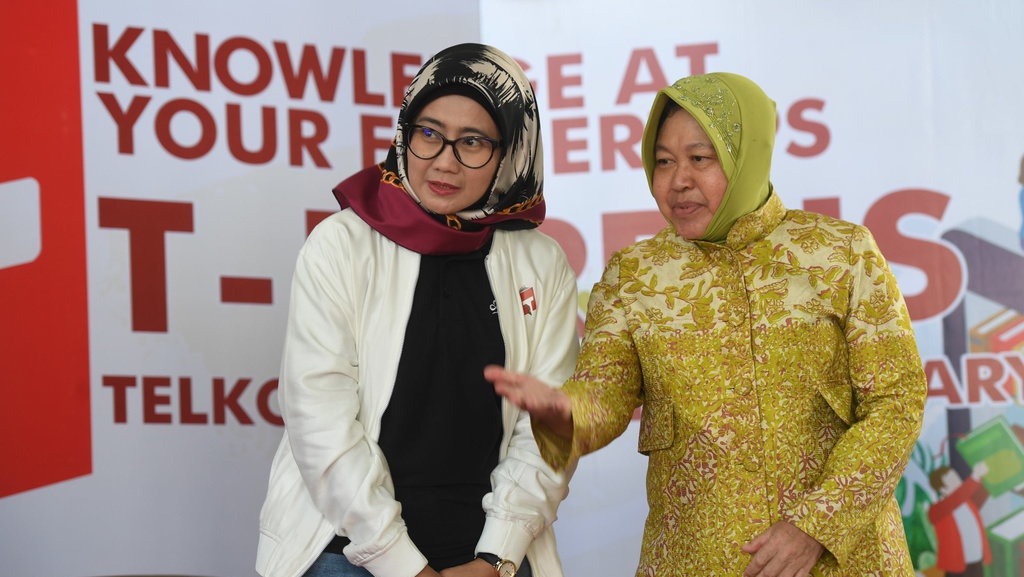 Alasan Risma Belum Bisa Salurkan Bansos Berbentuk Minyak Goreng Alasan Risma Belum Bisa Salurkan Bansos Berbentuk Minyak Goreng