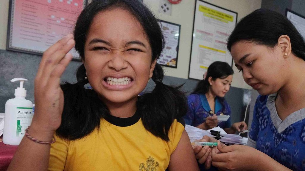 Vaksin HPV dan Urgensi Perlindungan Anak dari Kanker Serviks Vaksin HPV dan Urgensi Perlindungan Anak dari Kanker Serviks