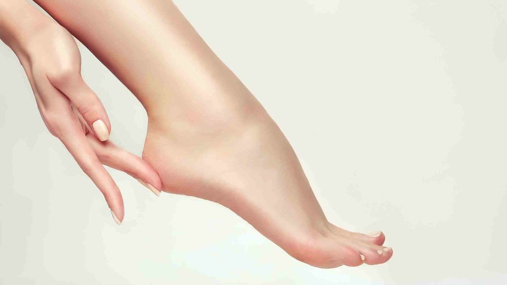 Cara Menghilangkan Bau Kaki dan Mengatasinya dengan Mudah Cara Menghilangkan Bau Kaki dan Mengatasinya dengan Mudah