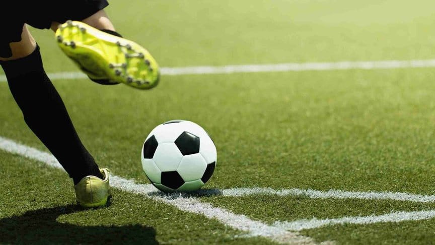 Apa Saja Teknik Menendang Bola? Apa Saja Teknik Menendang Bola?