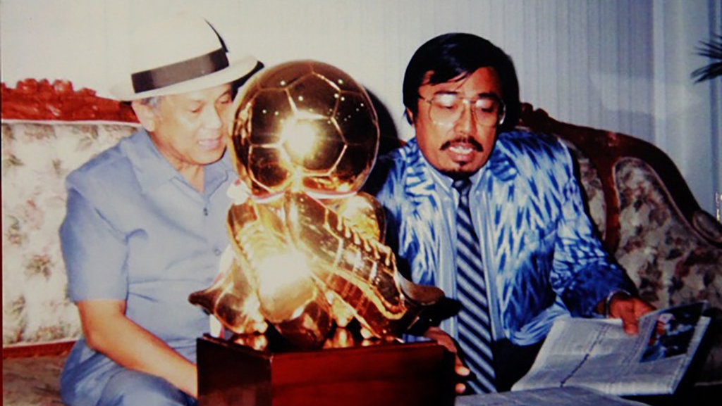Mengenang Kontribusi Habibie dalam Sepakbola Indonesia