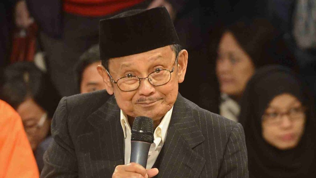 Habibienomics, Warisan BJ Habibie Soal Ekonomi Berbasis Teknologi