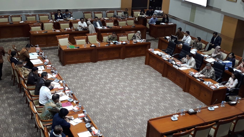 Gerindra Minta Hukuman Pasutri Tanpa Ikatan Pernikahan Diperberat