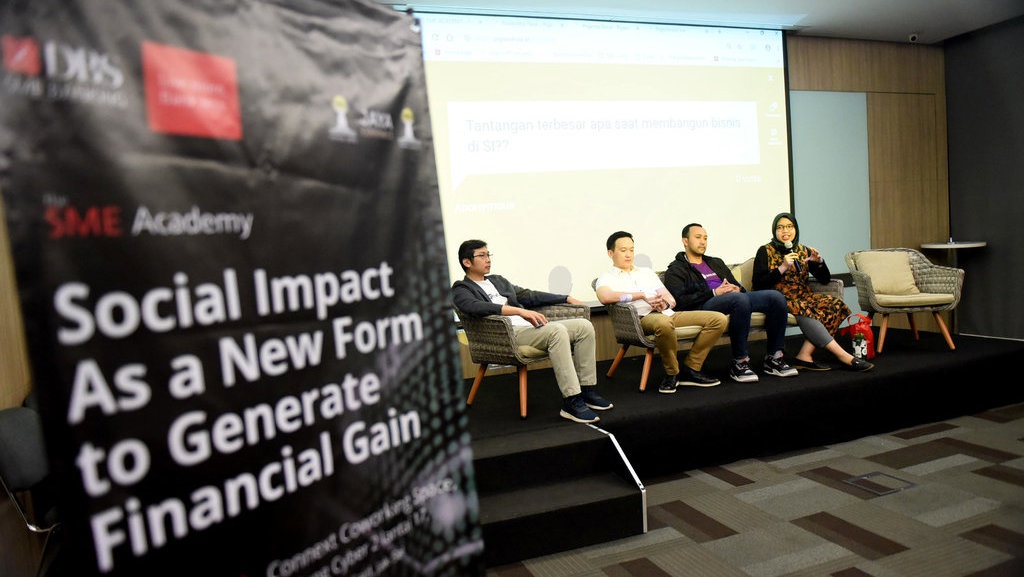 Melatih Kewirausaha Sosial di DBS SME Academy Melatih Kewirausaha Sosial di DBS SME Academy