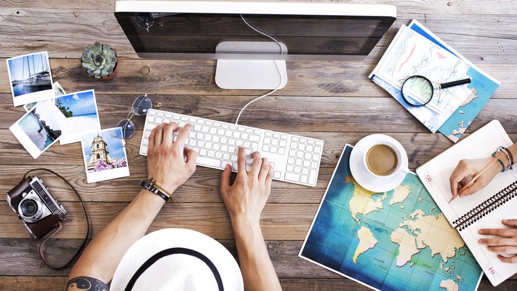 4 Cara Membedakan Ulasan Wisata Palsu dan Asli di Internet 4 Cara Membedakan Ulasan Wisata Palsu dan Asli di Internet