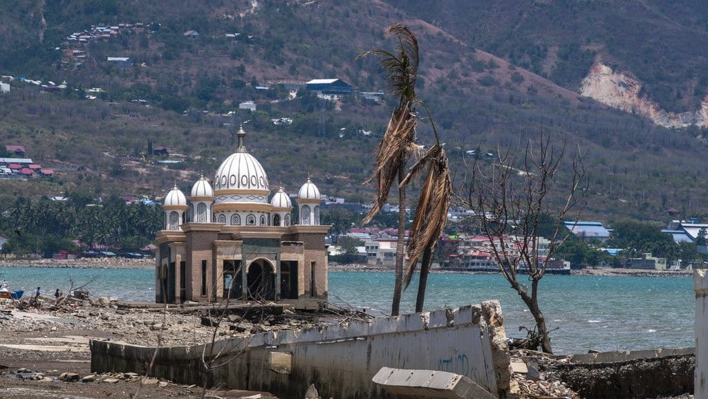 Lirik Lagu Daerah Lirik Lagu Daerah