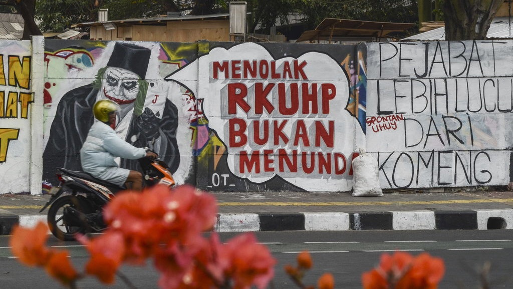 Pasal Penghinaan Presiden Dibatalkan MK, Muncul Lagi di RUU KUHP Pasal Penghinaan Presiden Dibatalkan MK, Muncul Lagi di RUU KUHP