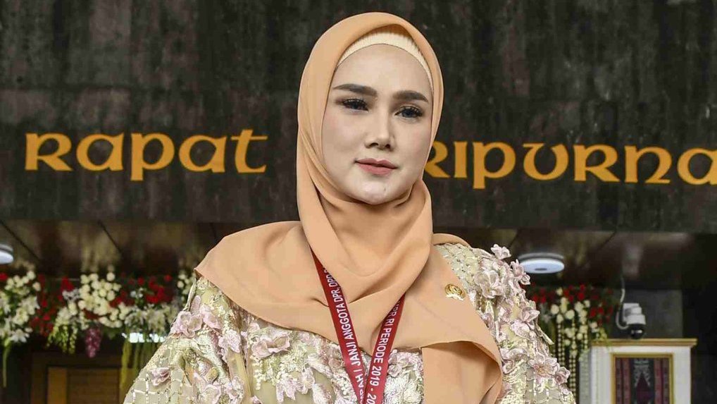 14 Artis Anggota DPR Dilantik Hari Ini: Mulan Jameela-Rano Karno