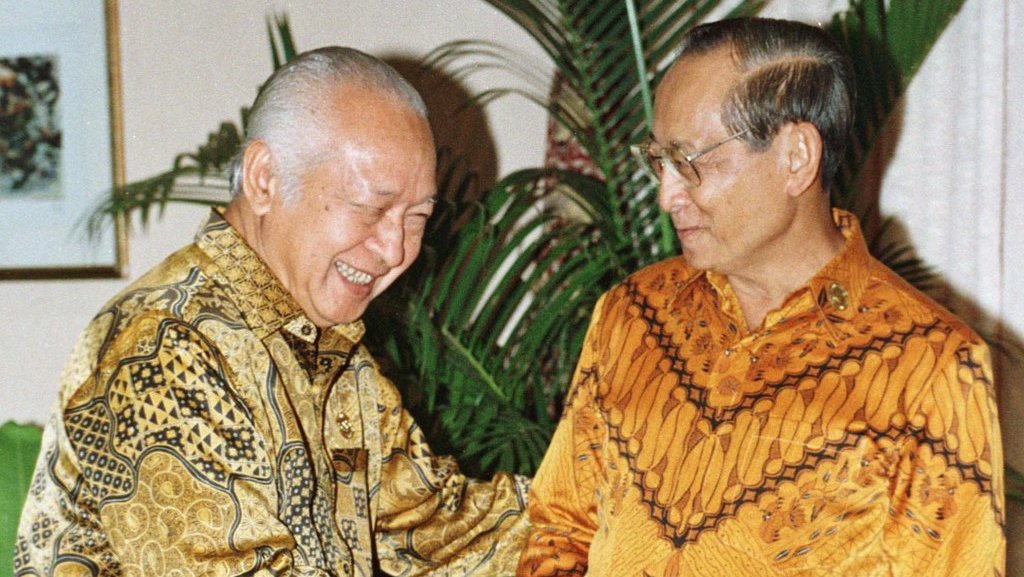 Kenapa Soeharto Diusulkan Jadi Pahlawan Nasional? Kenapa Soeharto Diusulkan Jadi Pahlawan Nasional?