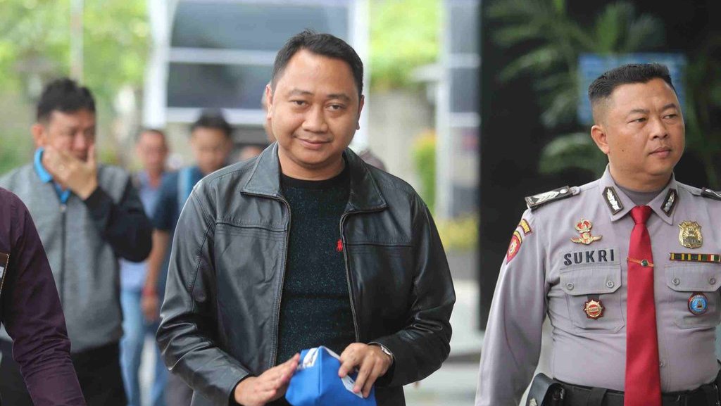 Bupati Lampung Utara Resmi Tersangka, KPK Jelaskan Kronologi OTT