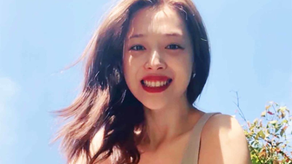 Sulli Eks f(x) Ditemukan Meninggal, Sebab Kematian Belum Diketahui Sulli Eks f(x) Ditemukan Meninggal, Sebab Kematian Belum Diketahui