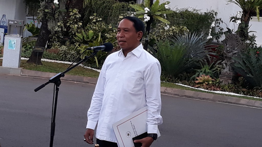 Jokowi Pilih Zainudin Amali Jadi Menpora, Kok Bukan Erick Thohir?