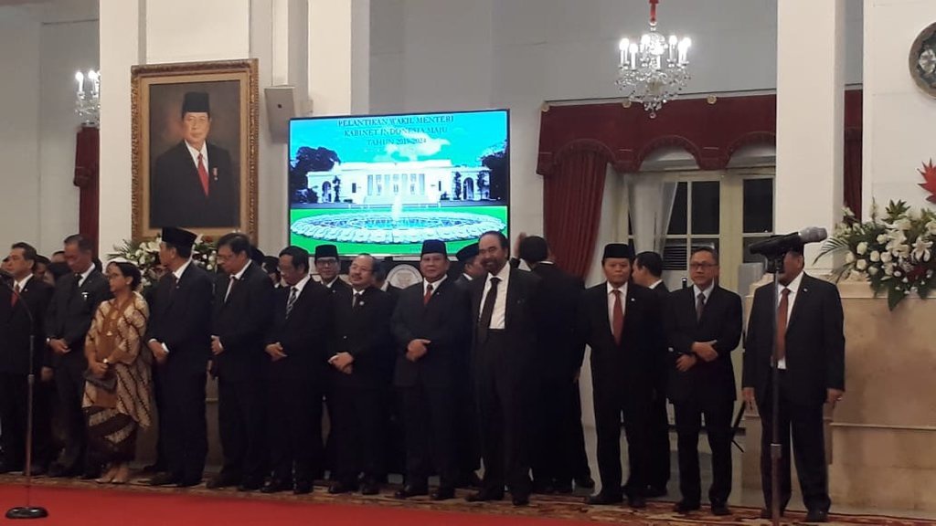 Gerindra Masuk Koalisi, Surya Paloh Akui Makin Dekat dengan Prabowo Gerindra Masuk Koalisi, Surya Paloh Akui Makin Dekat dengan Prabowo