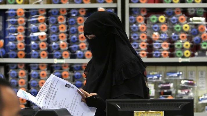 Tjahjo Kumolo Larang ASN di Kementerian PAN-RB Pakai Cadar Tjahjo Kumolo Larang ASN di Kementerian PAN-RB Pakai Cadar