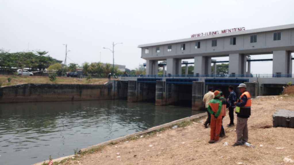 Tinggi Permukaan Air P.A. Flusing Ancol Capai 191 cm Status Siaga 2, Per 18 September 2020 Pukul 13:50 WIB Tinggi Permukaan Air P.A. Flusing Ancol Capai 191 cm Status Siaga 2, Per 18 September 2020 Pukul 13:50 WIB