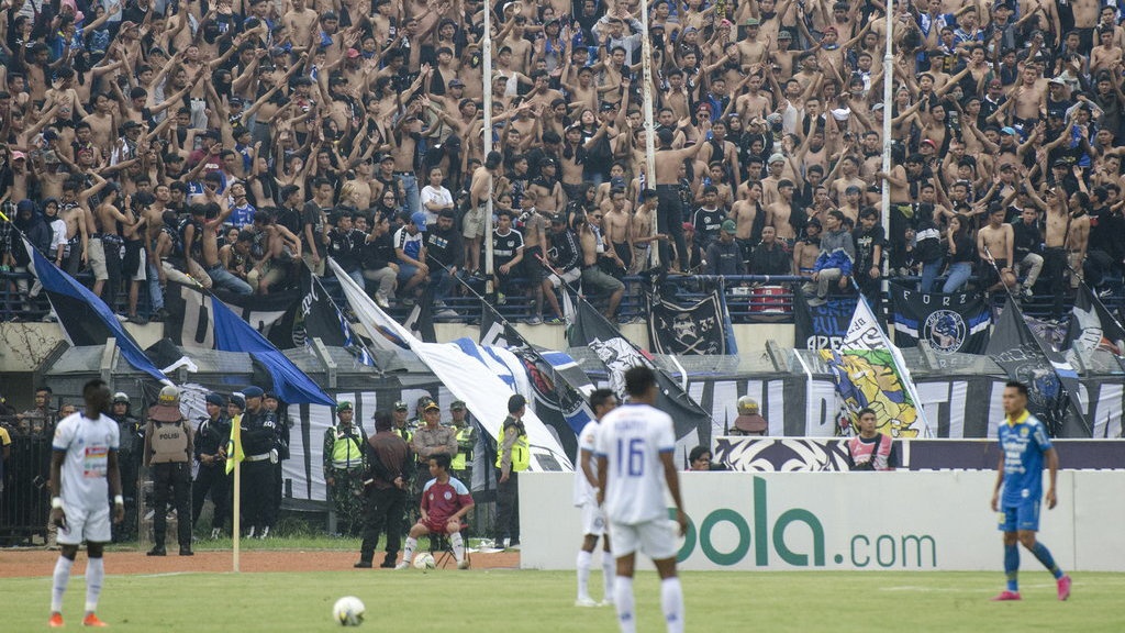 Persib Minta Bobotoh Tak Datang ke Stadion & Nobar Liga 1 2020