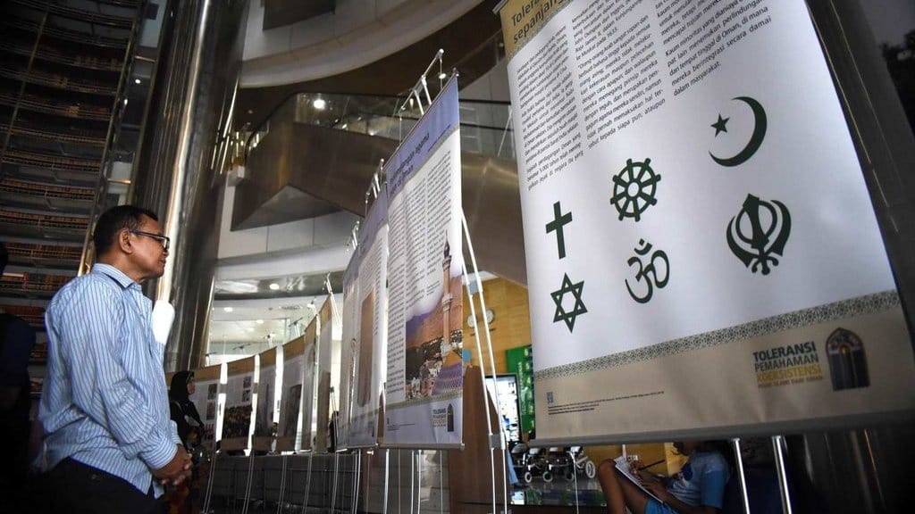 Apa Saja Hambatan dalam Menciptakan Kerukunan Umat Beragama?