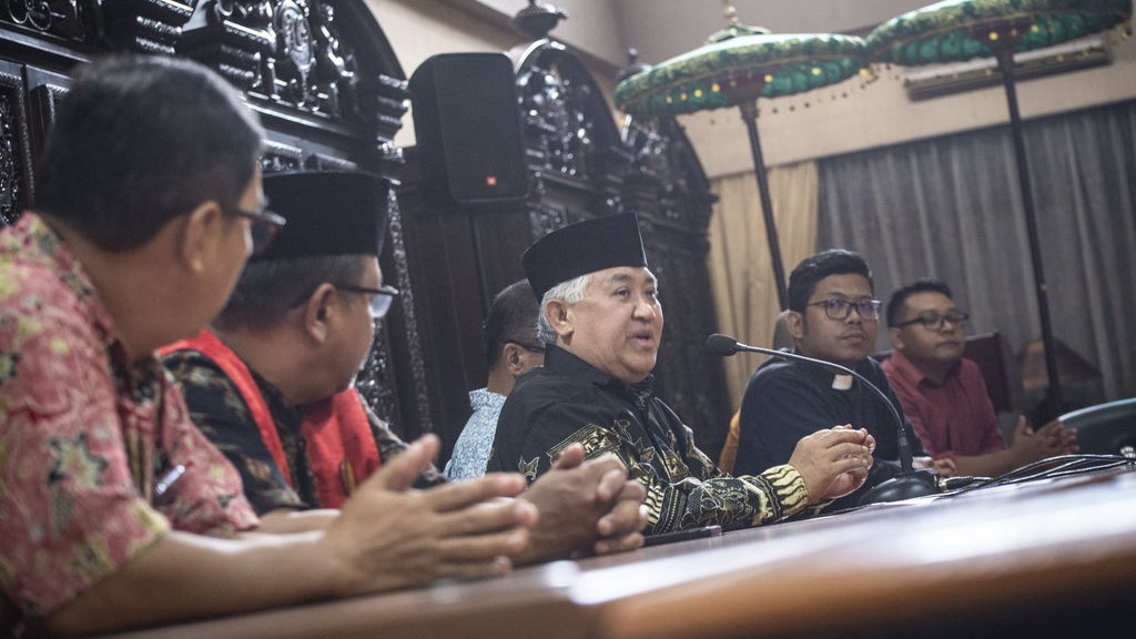 Blunder GAR ITB: Serang Din Syamsuddin yang Dibela Pemerintah Blunder GAR ITB: Serang Din Syamsuddin yang Dibela Pemerintah